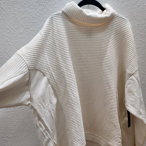 Tahari Sport Off White Sweater with tags 3x - Picture 2 of 5